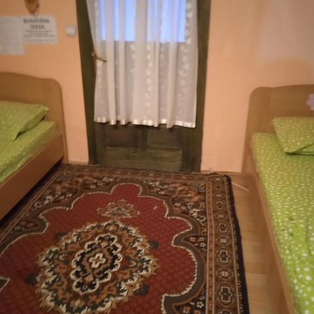 Holiday Home Vila Milka Kremna Экстерьер фото