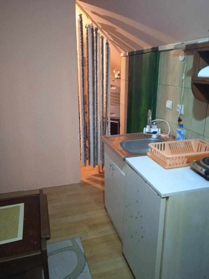 Holiday Home Vila Milka Kremna Экстерьер фото