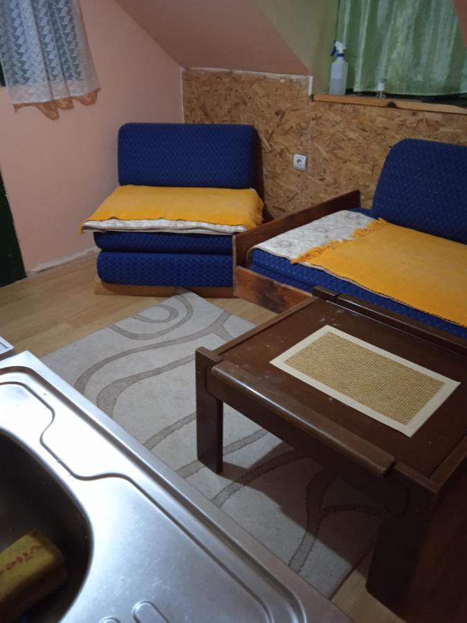 Holiday Home Vila Milka Kremna Экстерьер фото