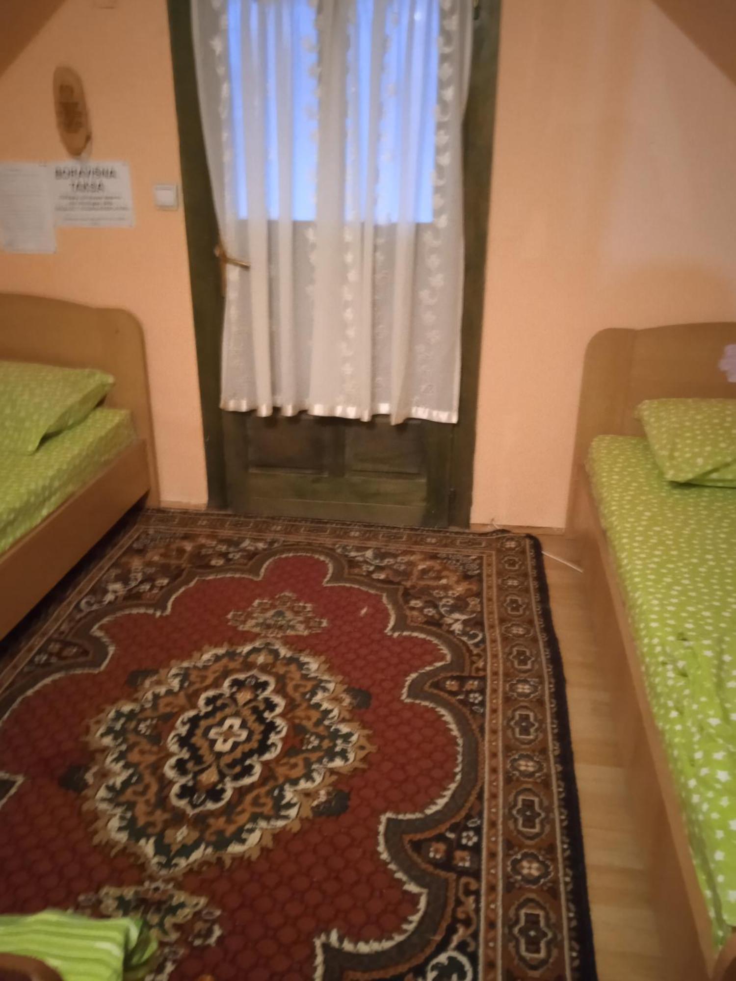 Holiday Home Vila Milka Kremna Экстерьер фото